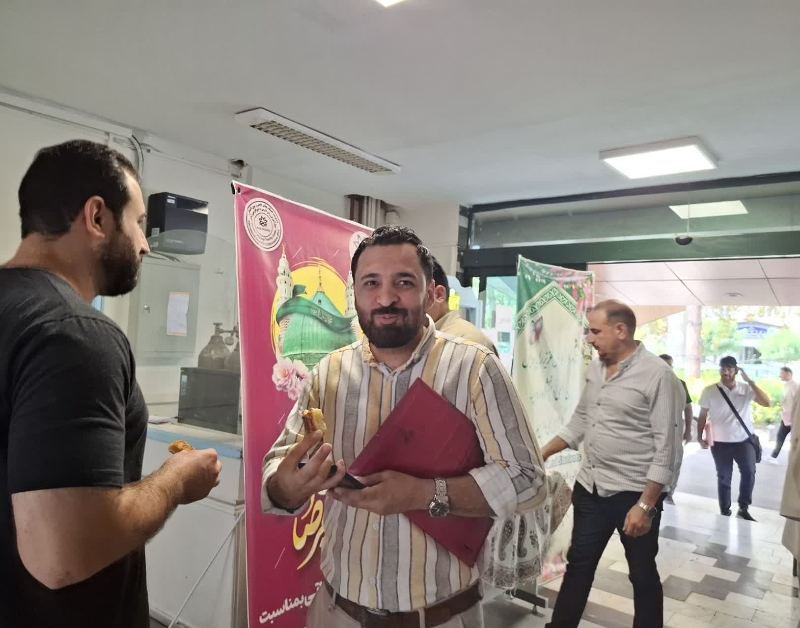 گزارش تصویری ایستگاه صلواتی به مناسبت هفتۀ وحدت و میلاد پیامبر گرامی اسلام صلی الله علیه و آله