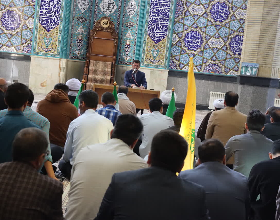مراسم غبارروبی مزار شهدا دانشگاه همزمان با اعلام انزجار از جنایات رژیم صهیونیستی برگزار شد.