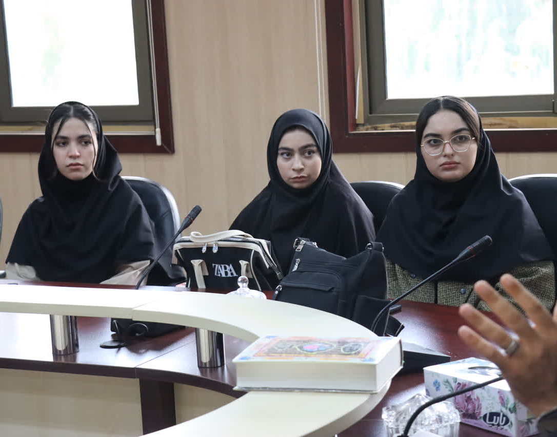 جلسه هماهنگی رویداد ارومتکس با حضور داوطلبانی از انجمن‌های علمی و مسئولین حوزه معاونت پژوهشی و روابط عمومی دانشگاه ارومیه، جهت تشکیل کمیته‌های فعال در این رویداد برگزار شد