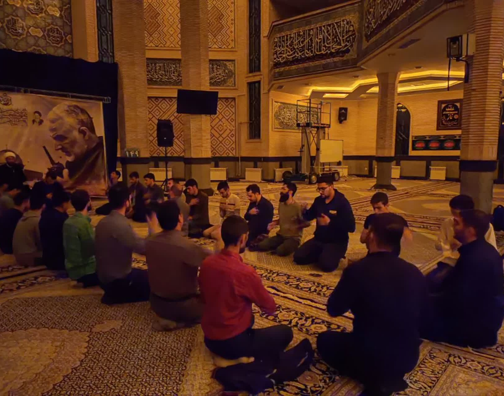 مراسم هفتگی هئیت اباعبدالله الحسین (ع)