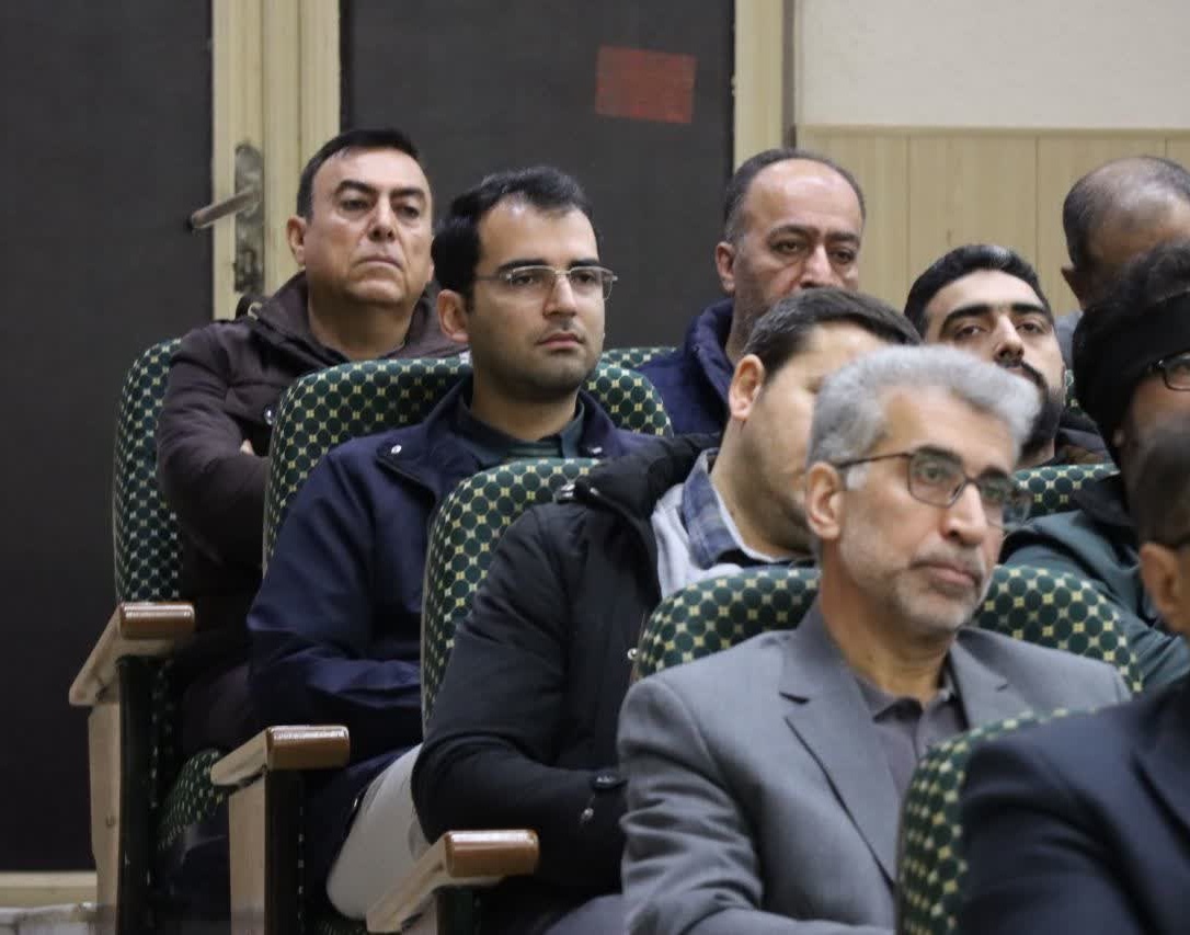 نشست هم‌اندیشی اساتید و کارکنان دانشگاه ارومیه با موضوع حماسه نهم دی برگزار شد