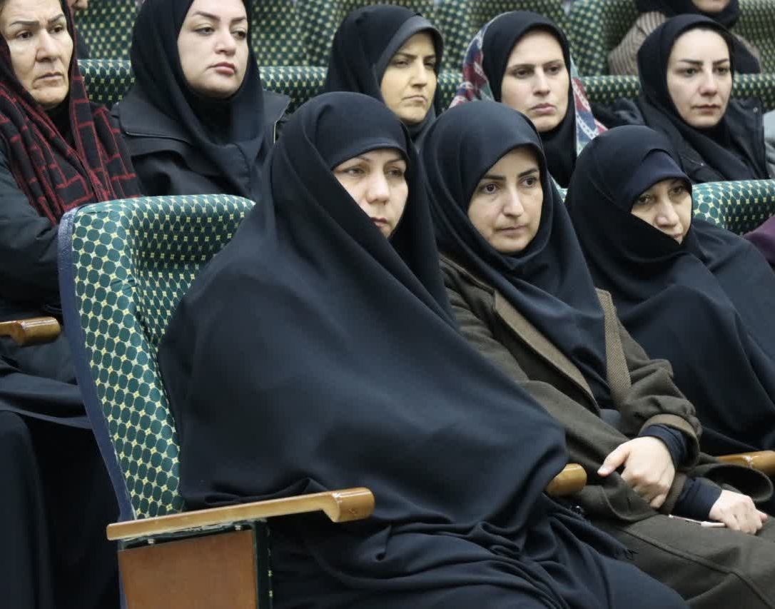 نشست هم‌اندیشی اساتید و کارکنان دانشگاه ارومیه با موضوع حماسه نهم دی برگزار شد