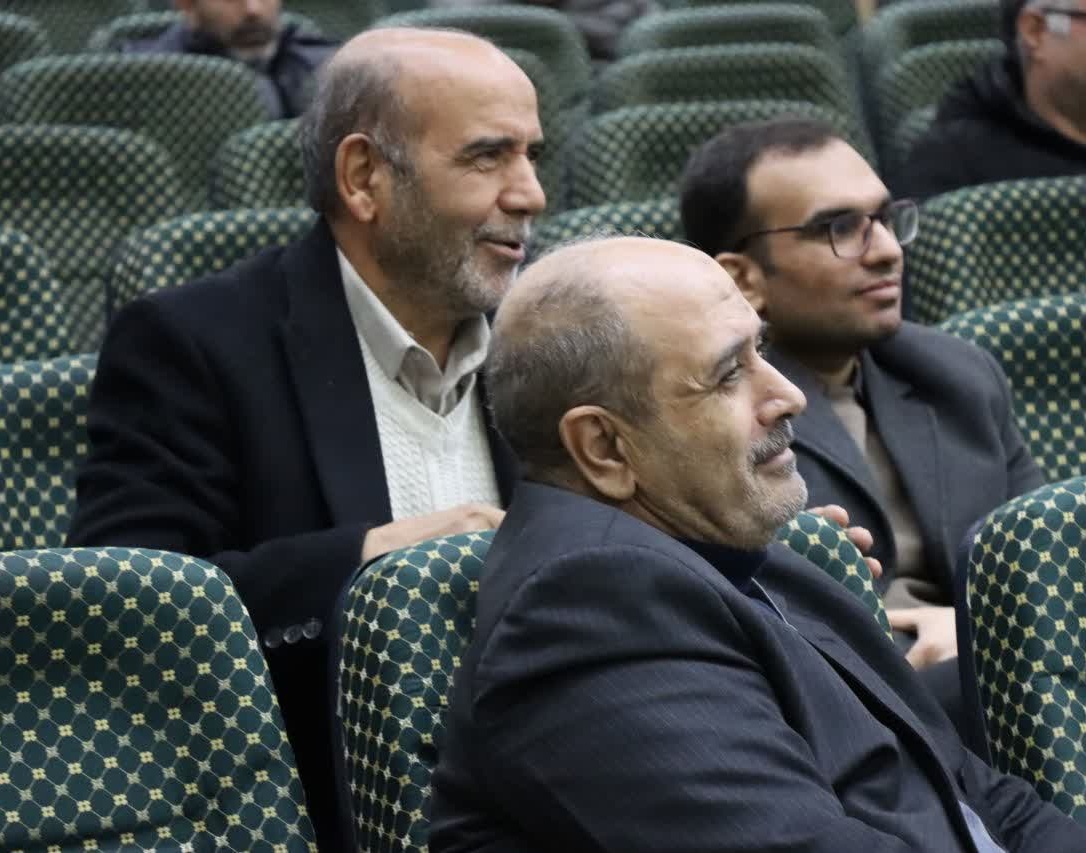 نشست هم‌اندیشی اساتید و کارکنان دانشگاه ارومیه با موضوع حماسه نهم دی برگزار شد
