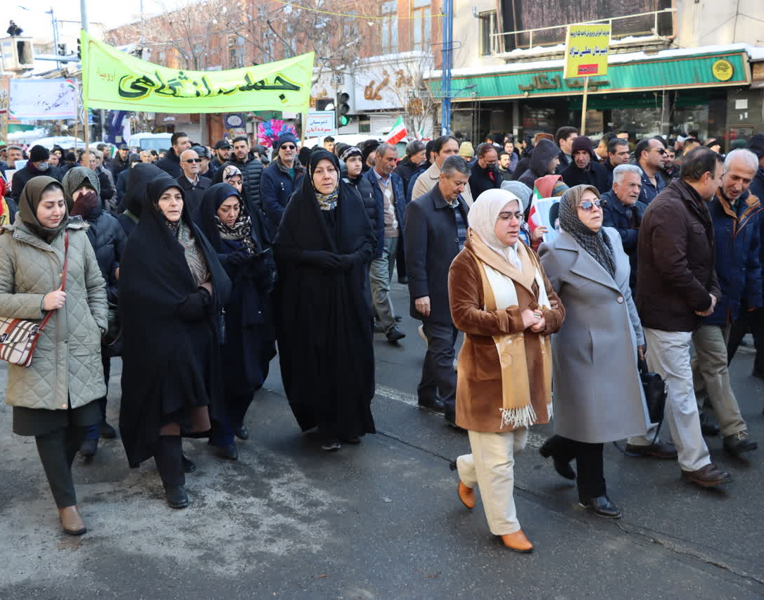 دانشگاهیان هم آمدند
