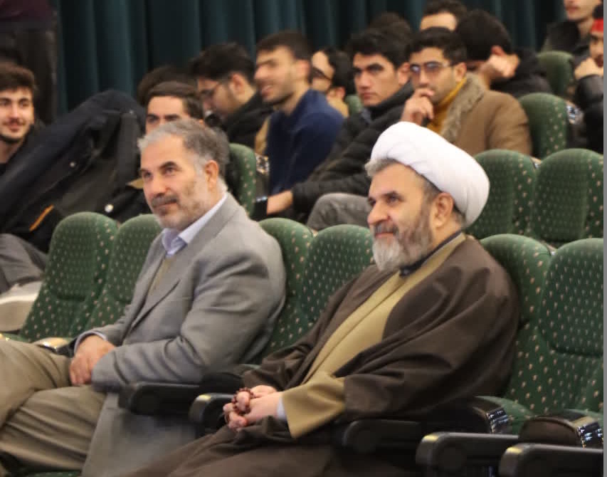کانون مهدویت با همکاری دیگر کانون ها و هیئات دانشگاه ، با حمایت معاونت فرهنگی و اجتماعی دانشگاه ارومیه ، لحظاتی پر از شادی و وحدت را رقم زدند.