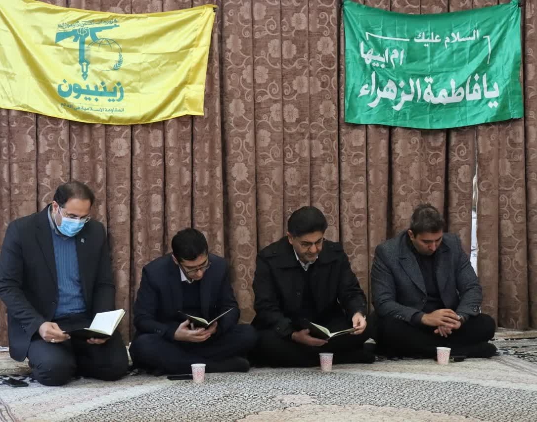 مراسم گرامیداشت شهیدان سید حسن نصرالله و صفی الدین رهبران حزب الله لبنان روز یکشنبه ۵ اسفندماه همزمان با تشییع شهدا در لبنان با حضور دانشگاهیان در مسجد دانشگاه ارومیه برگزارشد.