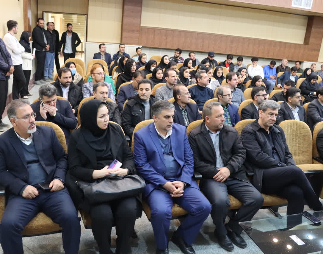پویش ریه‌های زمین (هم‌کاشت) در دانشگاه ارومیه برگزار شد.