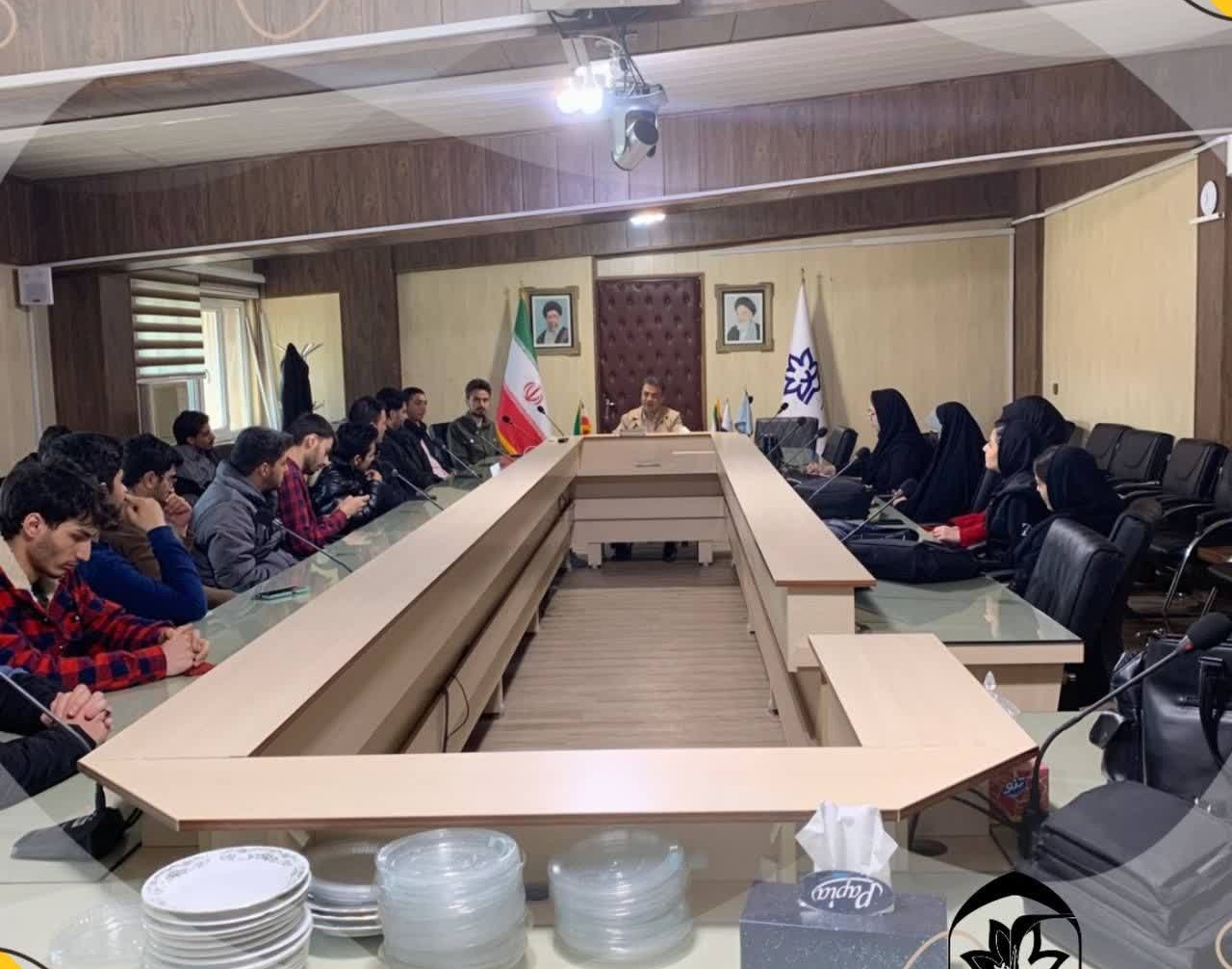 برگزاری جلسه آشنایی و آگاهی از ساختار انجمن اسلامی ، با حضور جناب آقای دکتر بهمن حسینی.