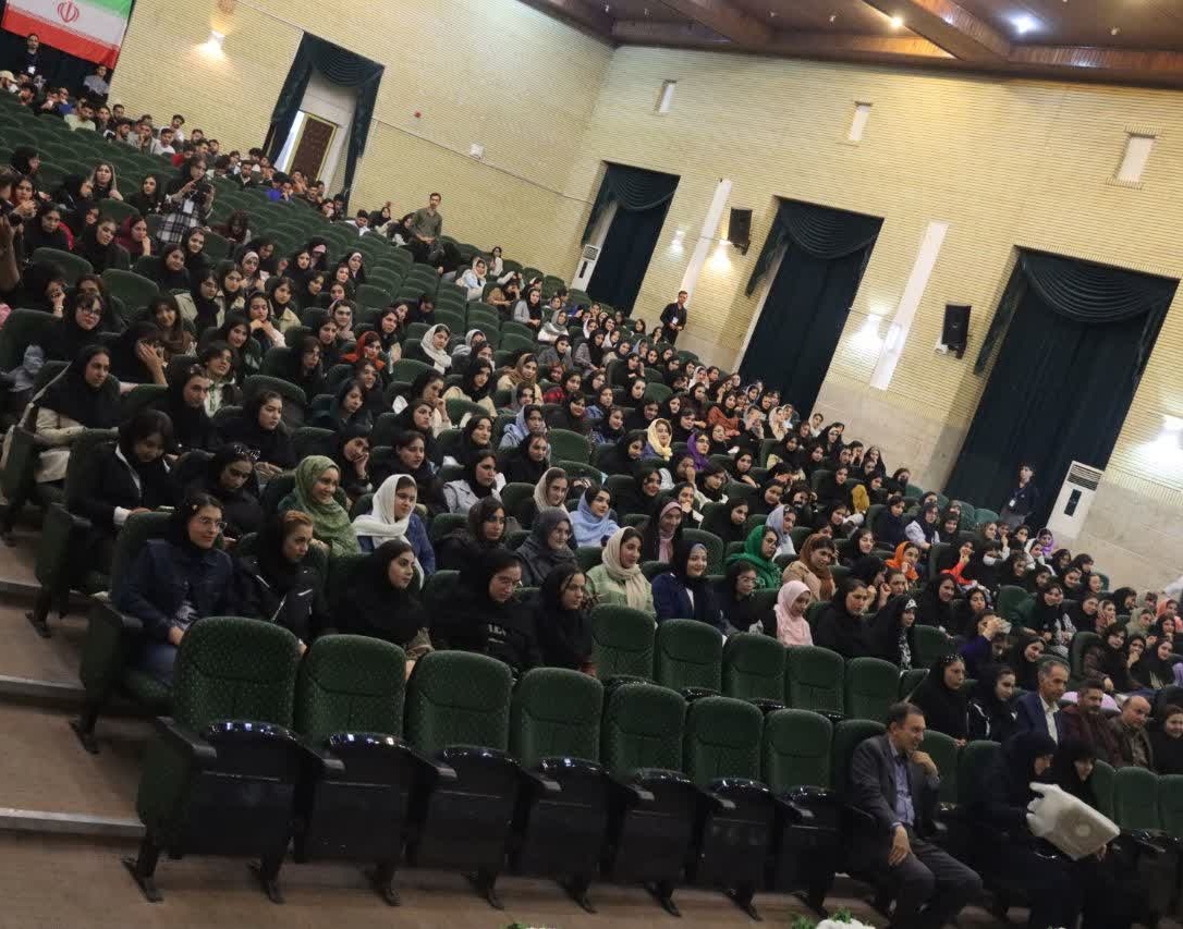 اختتامیه هفتمین جشنواره درون‌دانشگاهی رویش در دانشگاه ارومیه برگزار شد