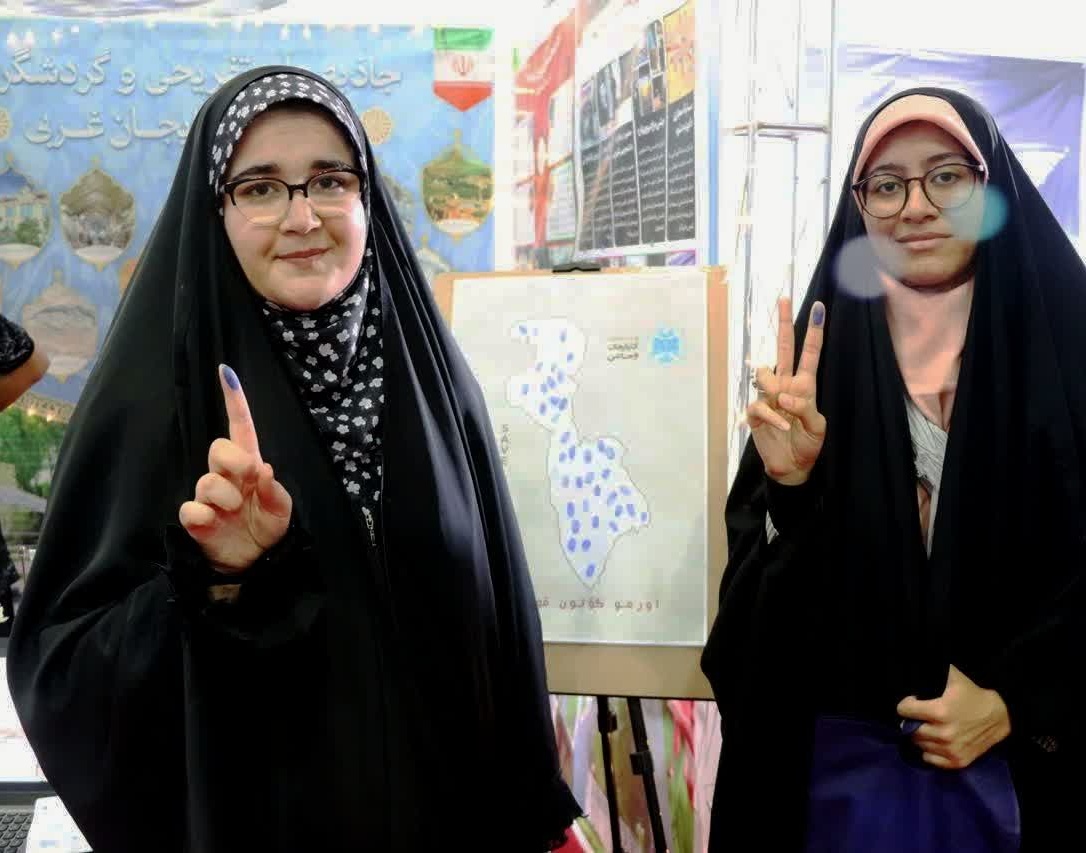 برگزاری آیین افتتاحیه دوازدهمین جشنواره ملی رویش به میزبانی دانشگاه مازندران