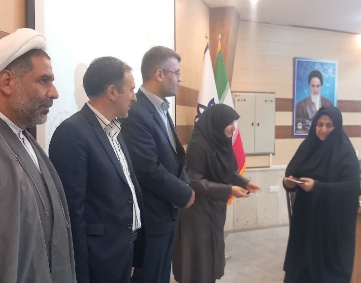 اختتامیه سی و نهمین جشنواره سراسری قرآن و عترت در دانشگاه ارومیه برگزار شد.