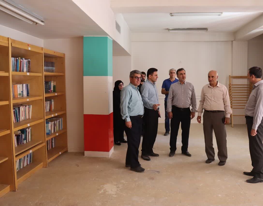 بازدید سرپرست دانشگاه ارومیه از روند تعمیر خوابگاه‌های دانشجویی