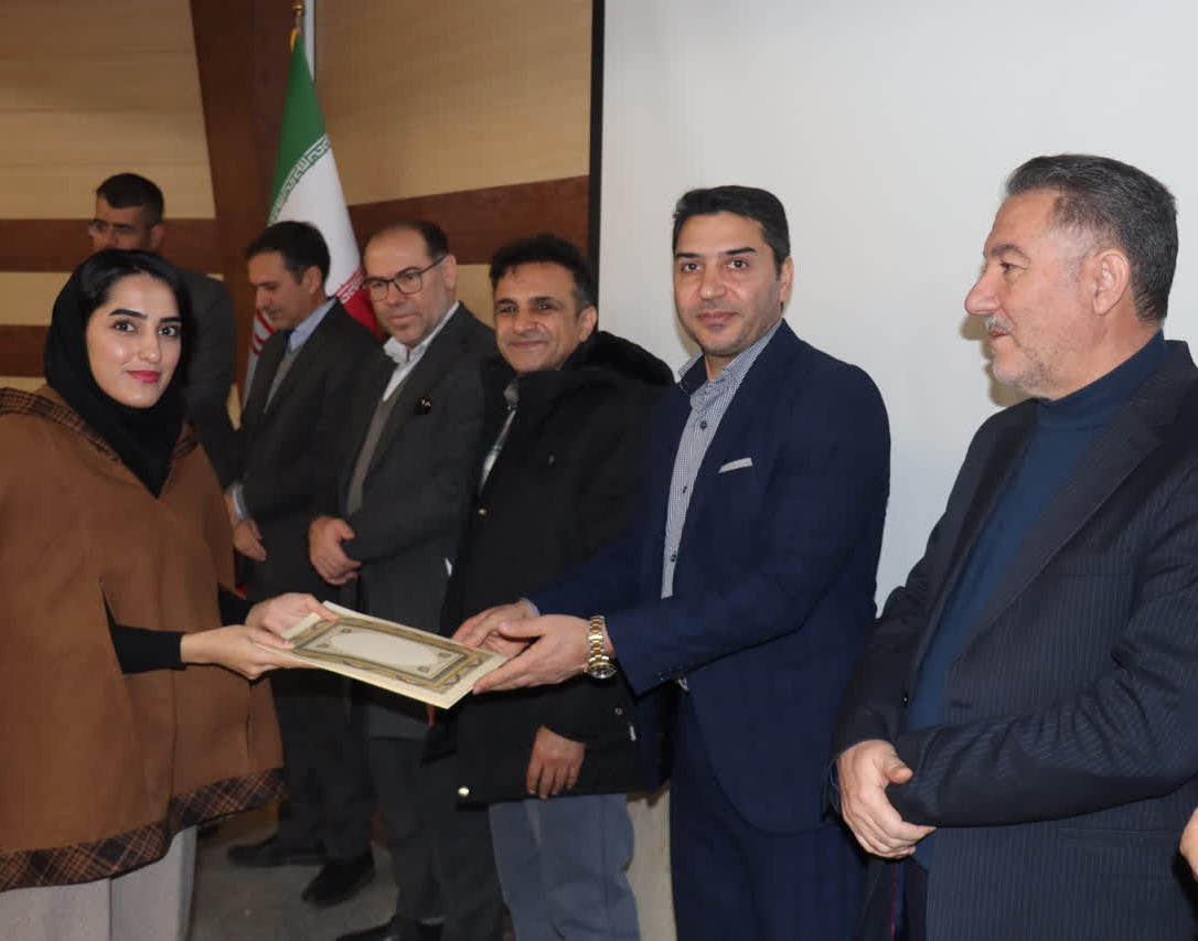 برنامۀ تجلیل از گروه‌های برتر کارگاه توان‌افزایی انجمن‌های علمی و کانون‌های فرهنگی و انجمن‌های مقام‌آور جشنواره بین‌المللی حرکت و همچنین دانشجویان، مدیران و اساتید فعال در کنگره ملی معماری مرمت و شهرسازی در تاریخ 1 دی 1404 برگزار شد