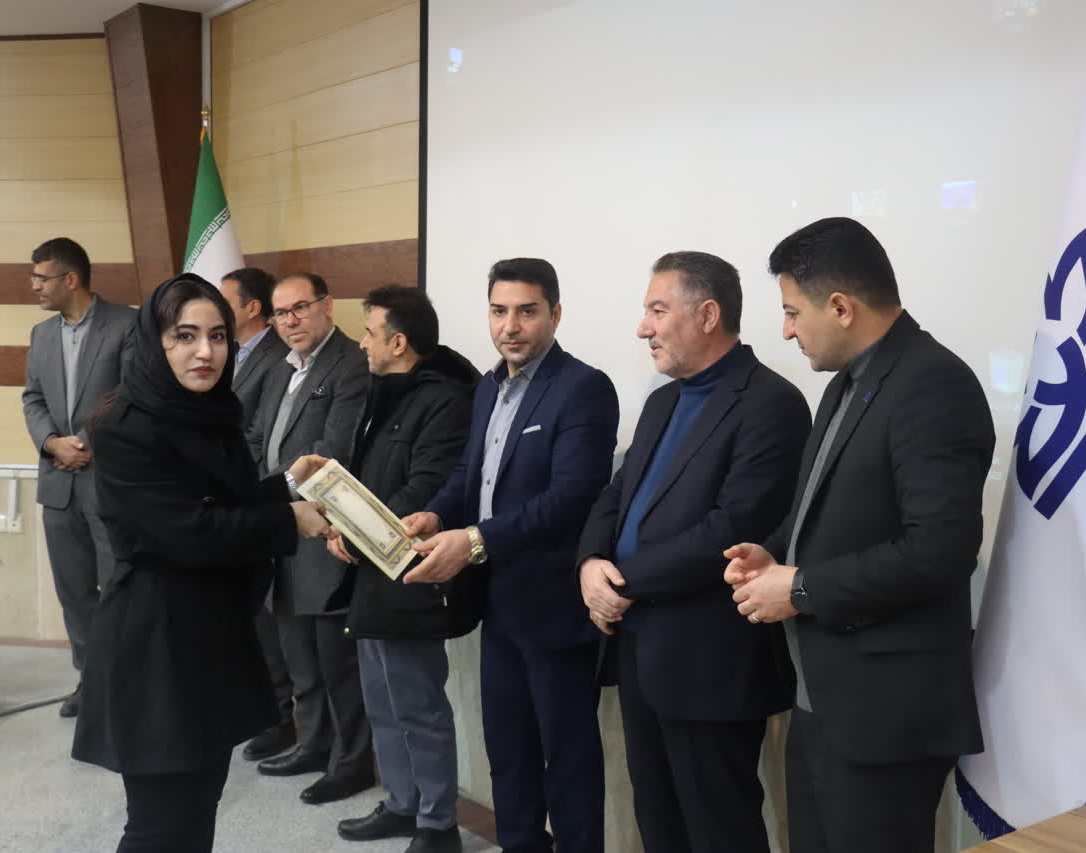 برنامۀ تجلیل از گروه‌های برتر کارگاه توان‌افزایی انجمن‌های علمی و کانون‌های فرهنگی و انجمن‌های مقام‌آور جشنواره بین‌المللی حرکت و همچنین دانشجویان، مدیران و اساتید فعال در کنگره ملی معماری مرمت و شهرسازی در تاریخ 1 دی 1404 برگزار شد