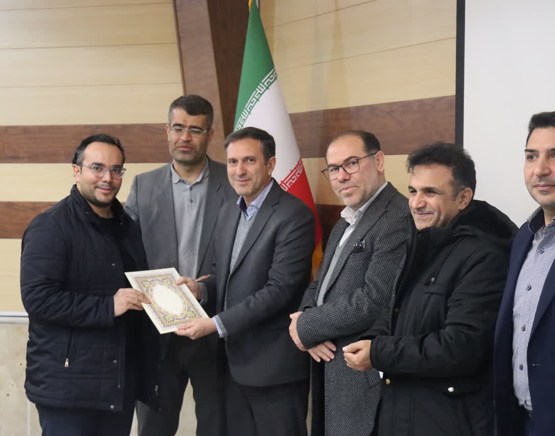 برنامۀ تجلیل از گروه‌های برتر کارگاه توان‌افزایی انجمن‌های علمی و کانون‌های فرهنگی و انجمن‌های مقام‌آور جشنواره بین‌المللی حرکت و همچنین دانشجویان، مدیران و اساتید فعال در کنگره ملی معماری مرمت و شهرسازی در تاریخ 1 دی 1404 برگزار شد