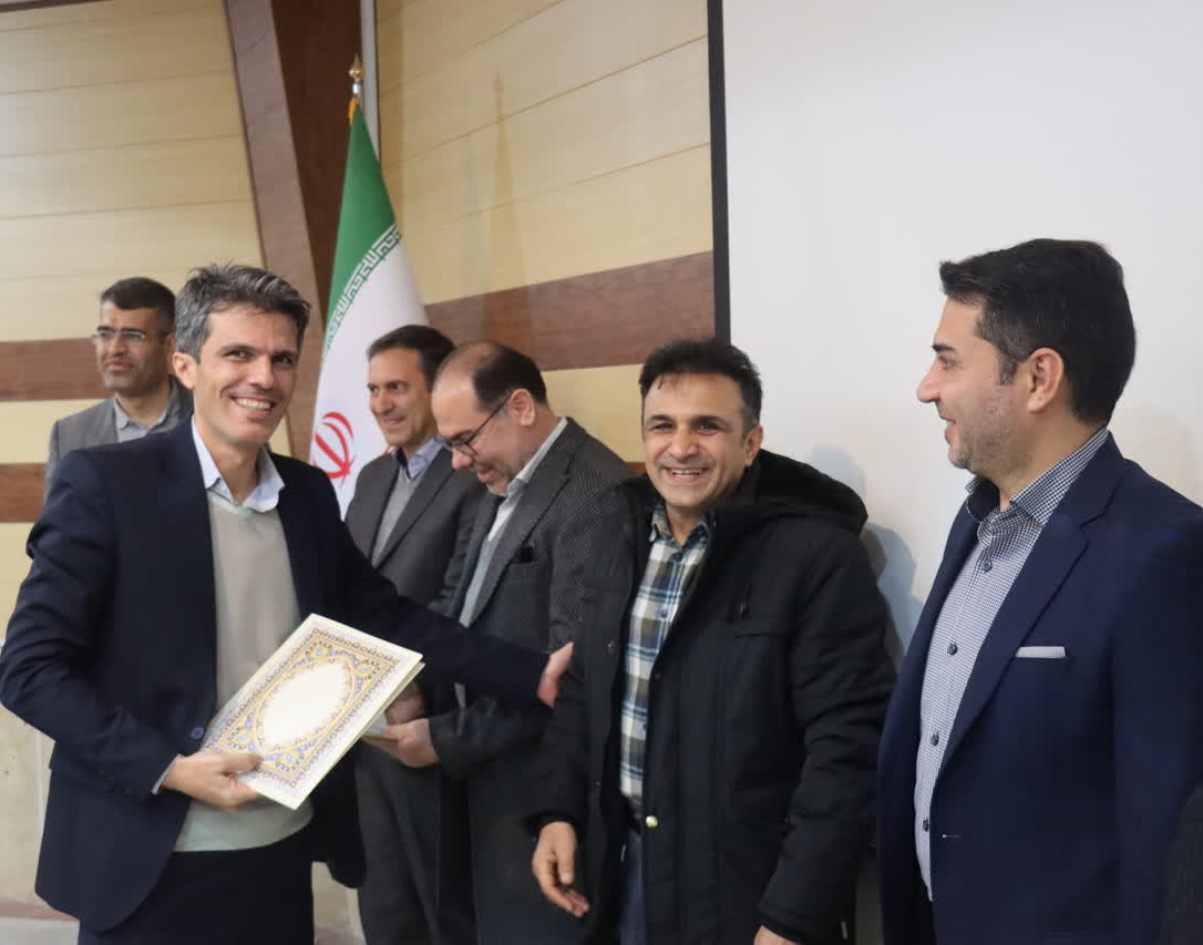 برنامۀ تجلیل از گروه‌های برتر کارگاه توان‌افزایی انجمن‌های علمی و کانون‌های فرهنگی و انجمن‌های مقام‌آور جشنواره بین‌المللی حرکت و همچنین دانشجویان، مدیران و اساتید فعال در کنگره ملی معماری مرمت و شهرسازی در تاریخ 1 دی 1404 برگزار شد