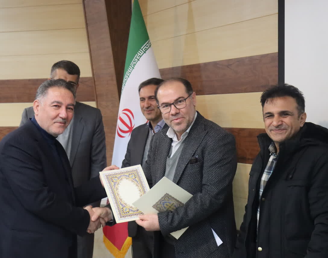 برنامۀ تجلیل از گروه‌های برتر کارگاه توان‌افزایی انجمن‌های علمی و کانون‌های فرهنگی و انجمن‌های مقام‌آور جشنواره بین‌المللی حرکت و همچنین دانشجویان، مدیران و اساتید فعال در کنگره ملی معماری مرمت و شهرسازی در تاریخ 1 دی 1404 برگزار شد