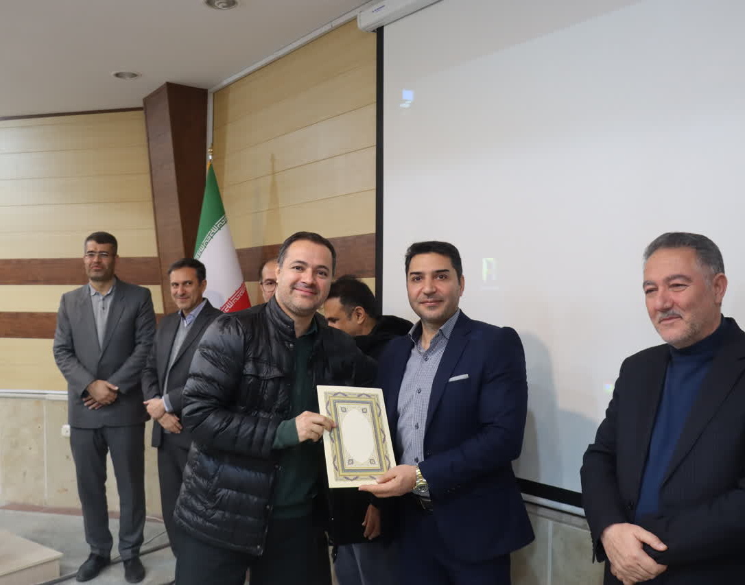برنامۀ تجلیل از گروه‌های برتر کارگاه توان‌افزایی انجمن‌های علمی و کانون‌های فرهنگی و انجمن‌های مقام‌آور جشنواره بین‌المللی حرکت و همچنین دانشجویان، مدیران و اساتید فعال در کنگره ملی معماری مرمت و شهرسازی در تاریخ 1 دی 1404 برگزار شد