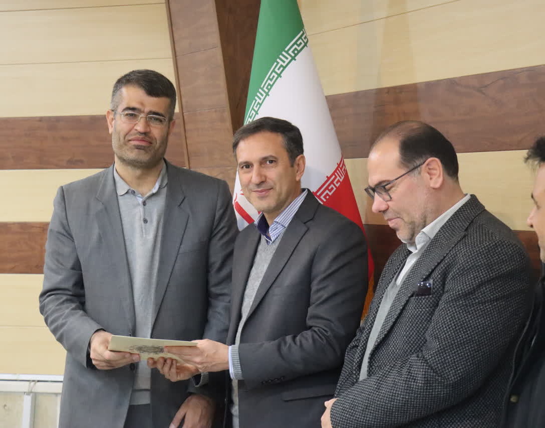 برنامۀ تجلیل از گروه‌های برتر کارگاه توان‌افزایی انجمن‌های علمی و کانون‌های فرهنگی و انجمن‌های مقام‌آور جشنواره بین‌المللی حرکت و همچنین دانشجویان، مدیران و اساتید فعال در کنگره ملی معماری مرمت و شهرسازی در تاریخ 1 دی 1404 برگزار شد