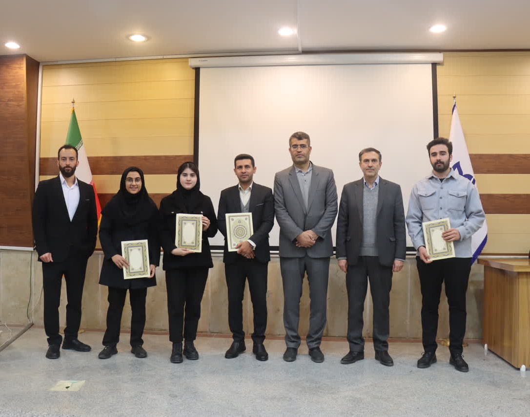 برنامۀ تجلیل از گروه‌های برتر کارگاه توان‌افزایی انجمن‌های علمی و کانون‌های فرهنگی و انجمن‌های مقام‌آور جشنواره بین‌المللی حرکت و همچنین دانشجویان، مدیران و اساتید فعال در کنگره ملی معماری مرمت و شهرسازی در تاریخ 1 دی 1404 برگزار شد