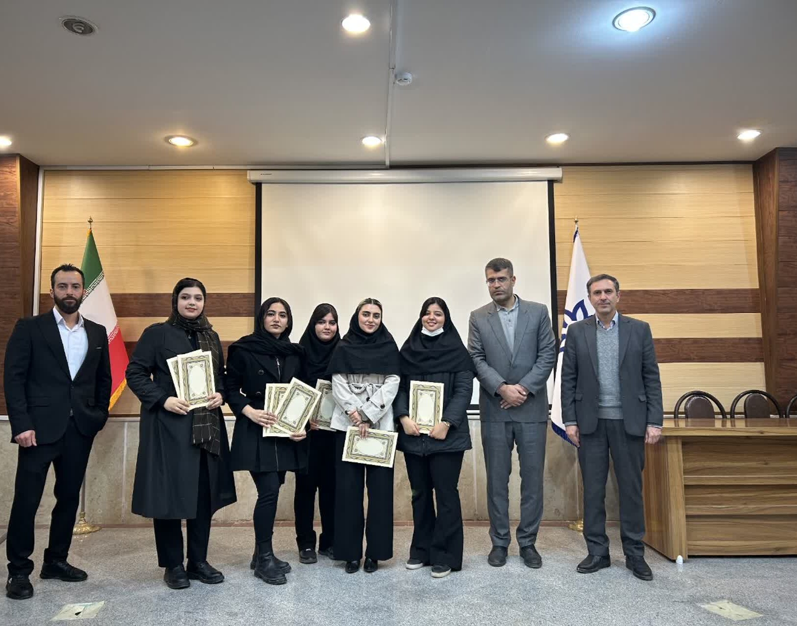 برنامۀ تجلیل از گروه‌های برتر کارگاه توان‌افزایی انجمن‌های علمی و کانون‌های فرهنگی و انجمن‌های مقام‌آور جشنواره بین‌المللی حرکت و همچنین دانشجویان، مدیران و اساتید فعال در کنگره ملی معماری مرمت و شهرسازی در تاریخ 1 دی 1404 برگزار شد