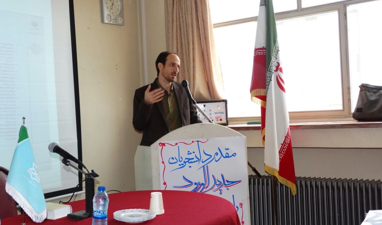 برگزاری آیین معارفه دانشجویان نو ورود دانشکده فنی خوی 