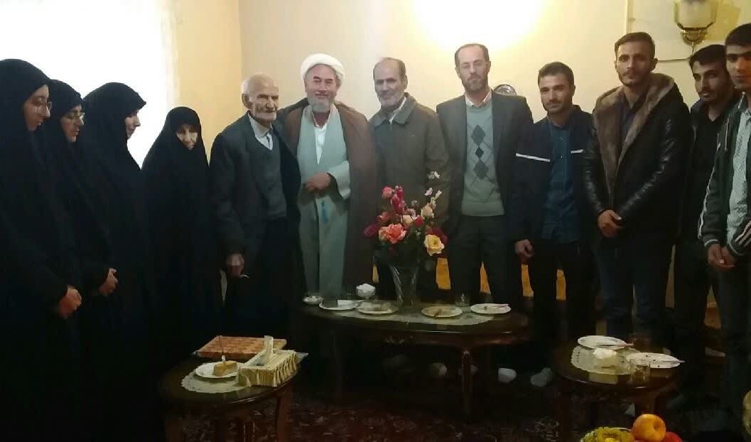 دیدار با خانواده شهید نعمتی توسط دانشگاهیان ارومیه