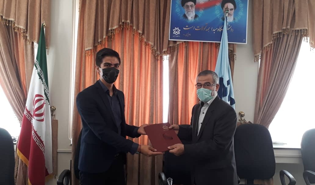 تقدیر رییس دانشگاه ارومیه از کانون دانشجویی دوست داران دریاچه ارومیه به عنوان کانون برتر دانشجویی کشور