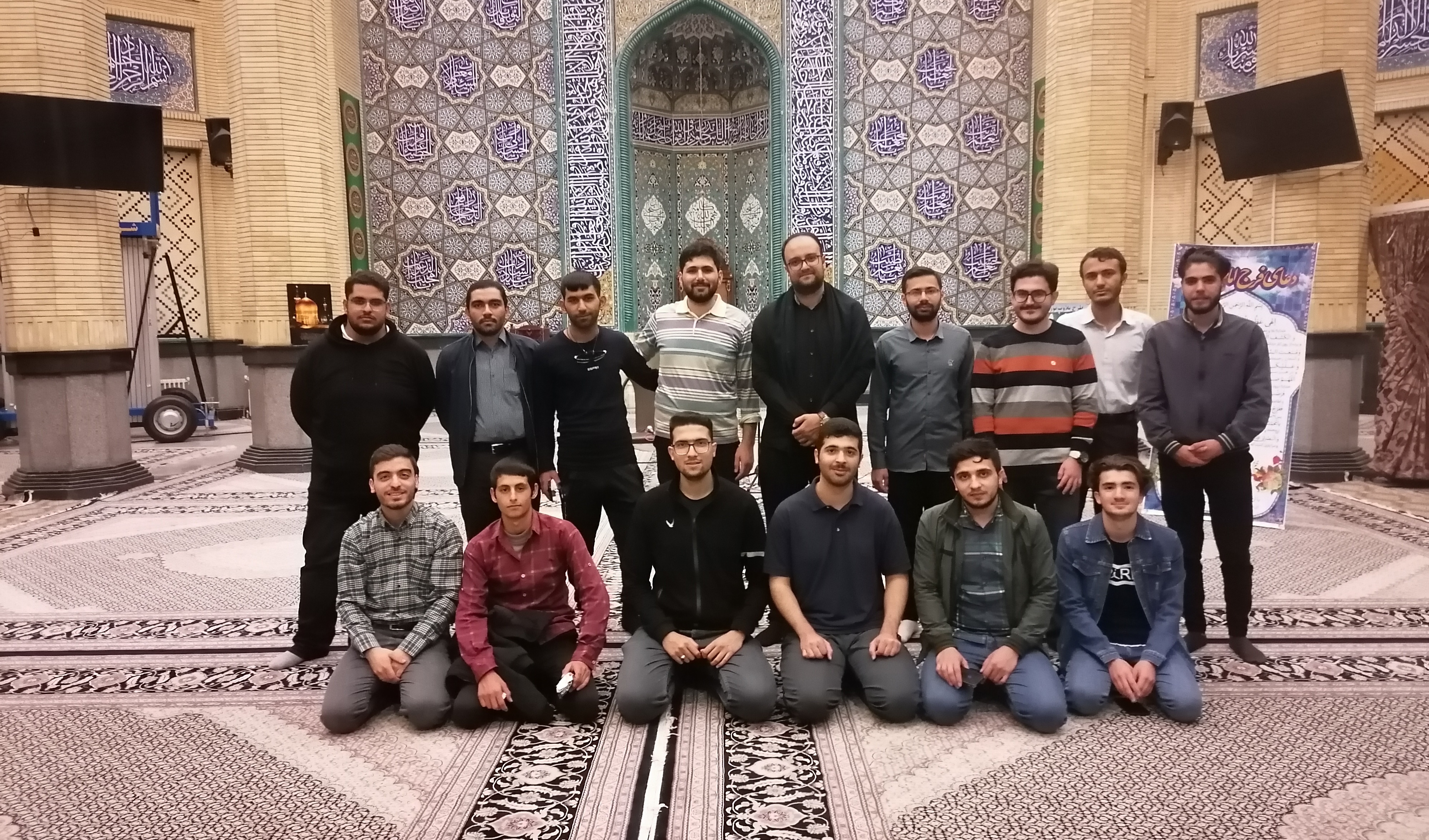 گزارش تصویری | برگزاری هیئت هفتگی در مسجد دانشگاه
