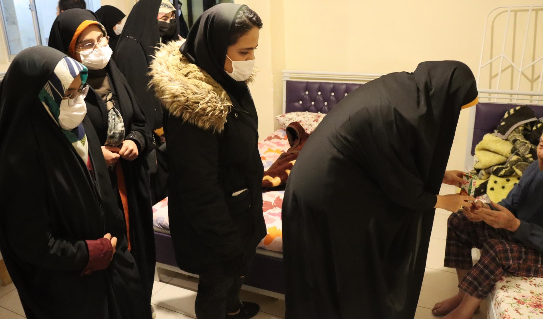 بازدید دانشجویان دانشگاه ارومیه از خانه سالمندان محسنین