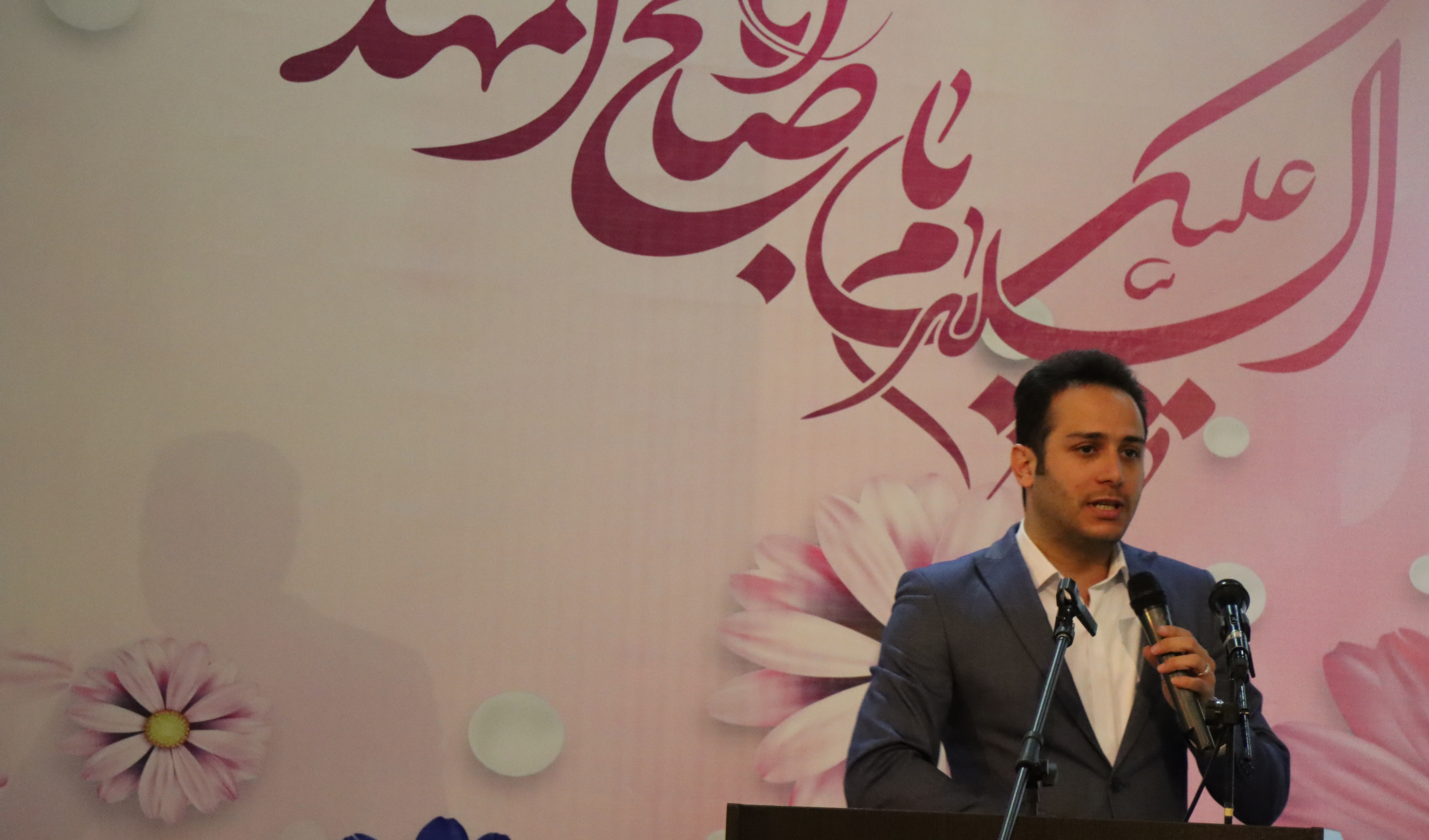  گزارش جشن بزرگ نیمه شعبان در دانشگاه ارومیه 