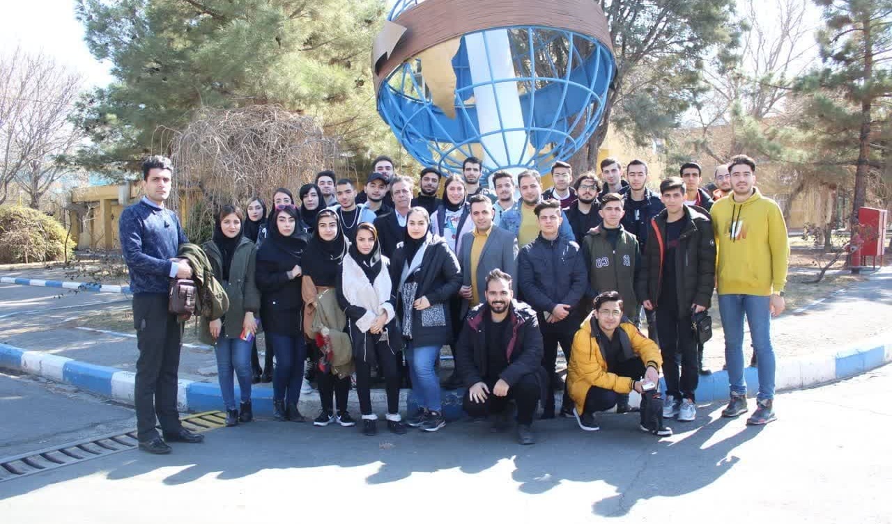 گزارش برگزاری اردوی راهیان پیشرفت و بازدید از شرکت متوژن تبریز 