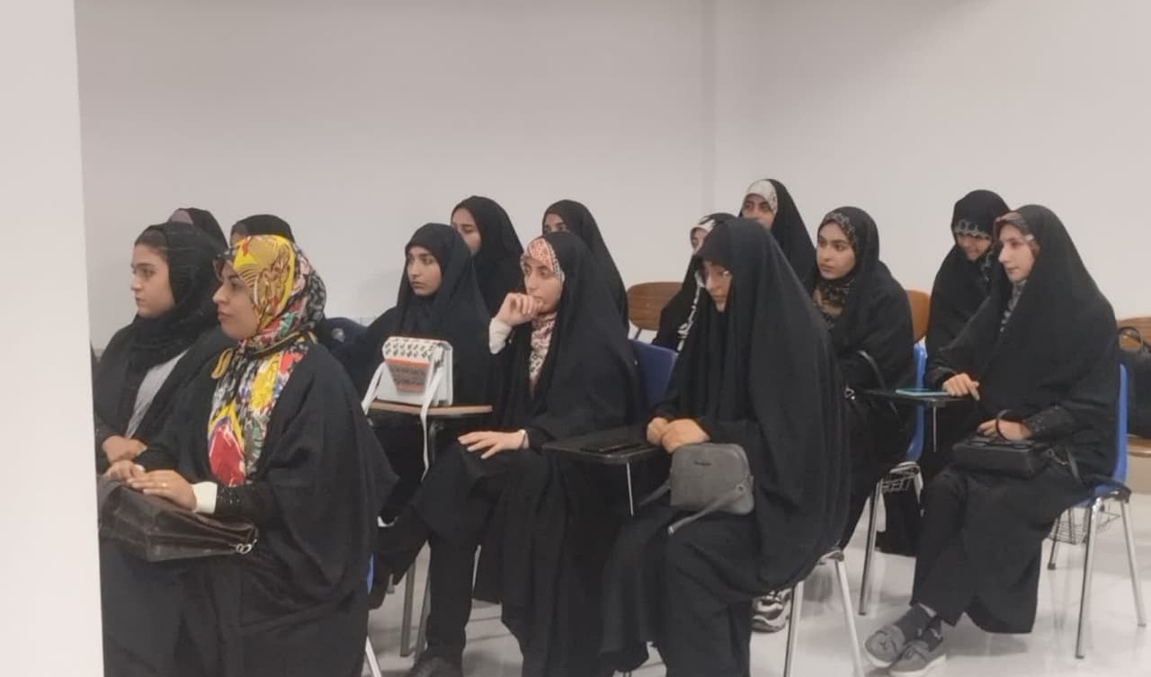 گزارش تصویری برگزاری اولین نشست مهدویت در مجموعه فرهنگی دانشگاه قم