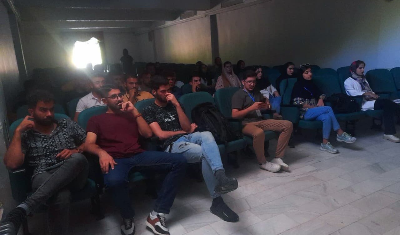 گزارش تصویری پخش زنده بازی ایران - آلمان از سری مسابقات لیگ ملت‌های والیبال