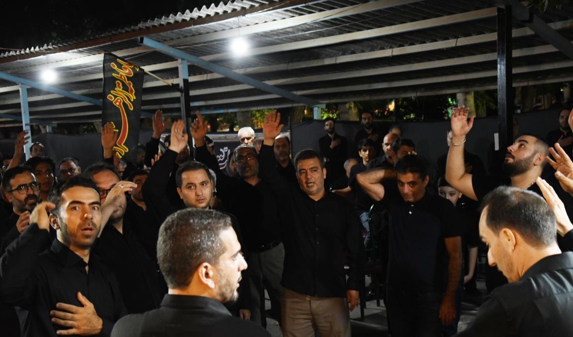 کلیپ سخنان دکتر جوادی با موضوع هدف و فلسفه عزاداری‌ها و در ادامه، بخشی از مراسم عزاداری دانشگاهیان دانشگاه ارومیه