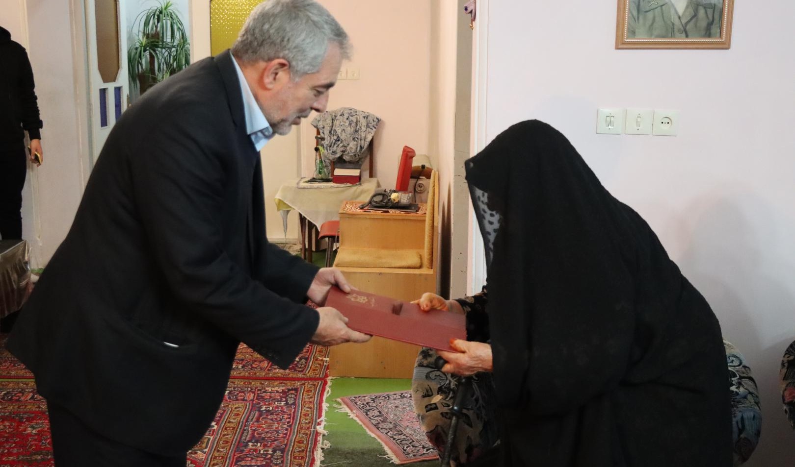 گزارش تصویری دیدار با خانواده شهید بهرام محمدی القیانی
