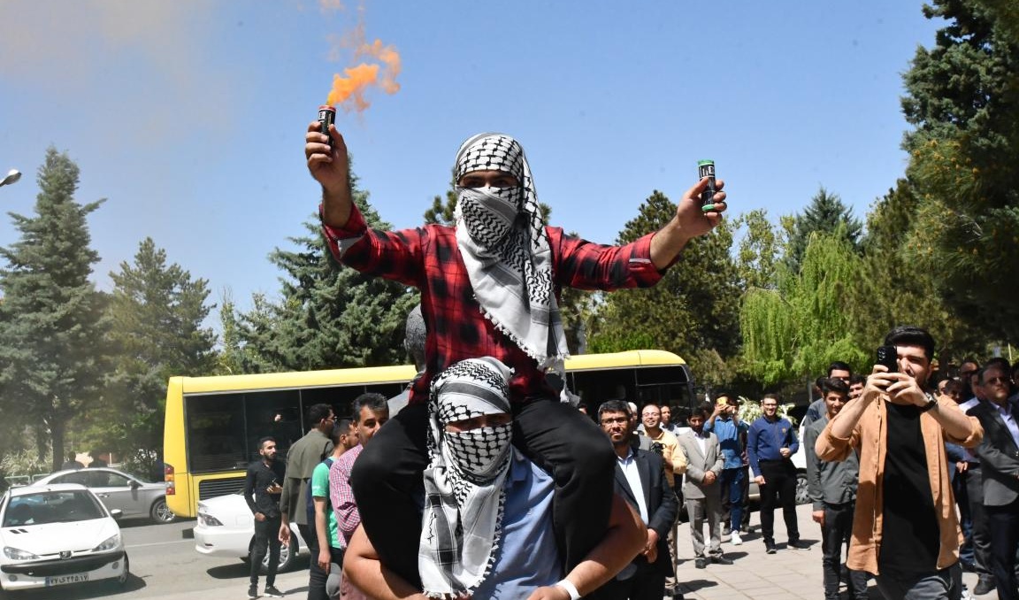 تجمع دانشگاهیان دانشگاه ارومیه در حمایت از دانشگاهیان معترض آمریکا و اروپا نسبت به نسل کشی و جنایات رژیم صهیونیستی (+فیلم)