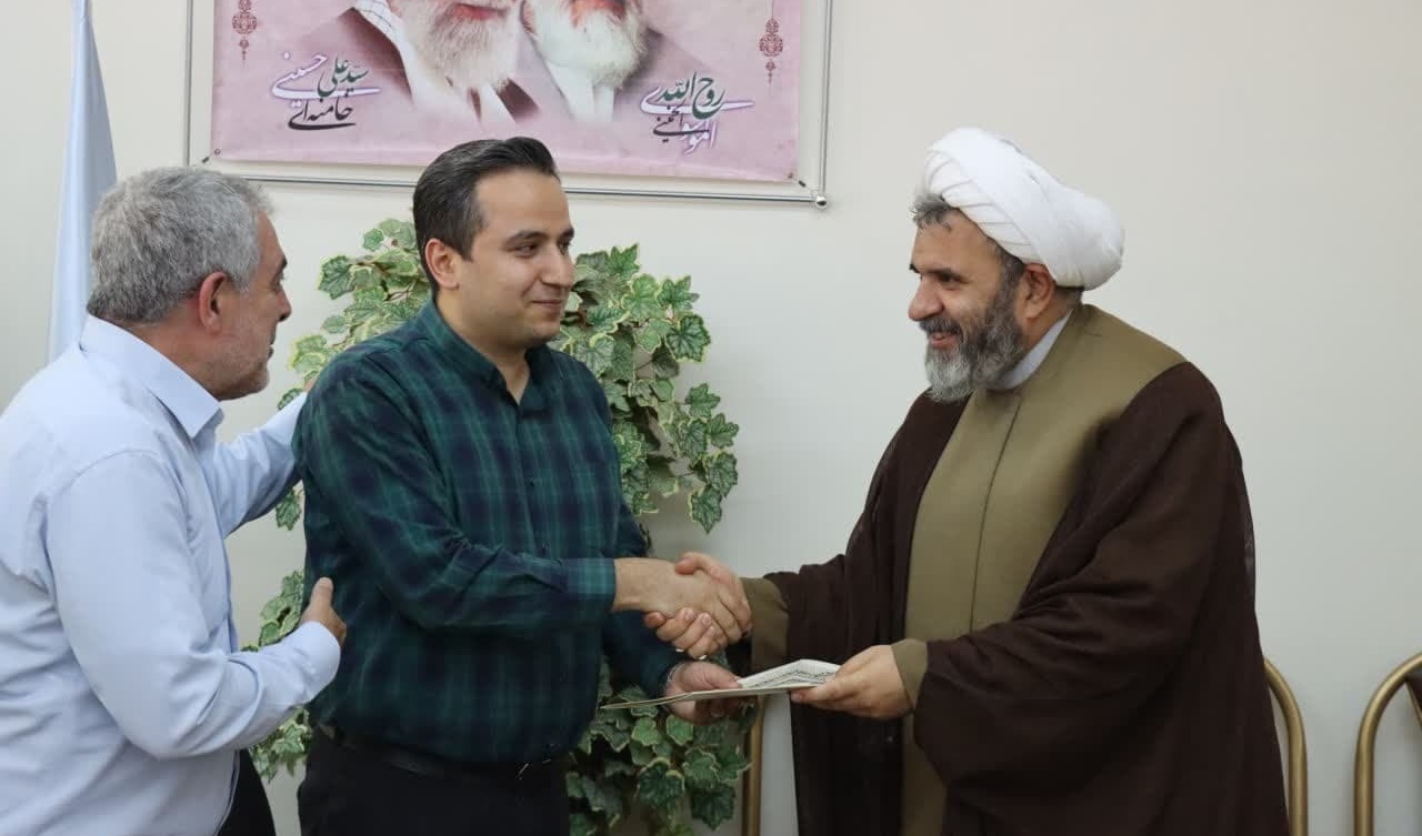 مراسم گرامیداشت عید غدیر با حضور جمعی از دانشگاهیان در دانشگاه ارومیه 