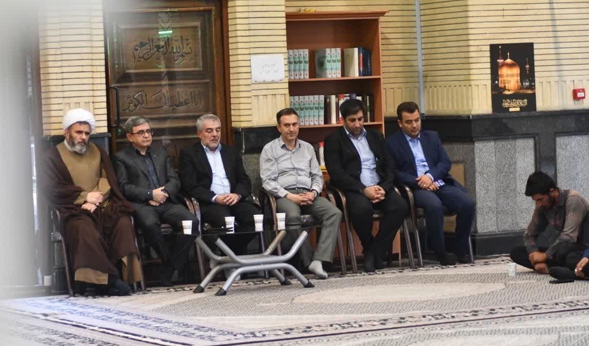 مراسم گرامیداشت چهلم شهیدجمهور و شهدای خدمت در مسجد دانشگاه ارومیه