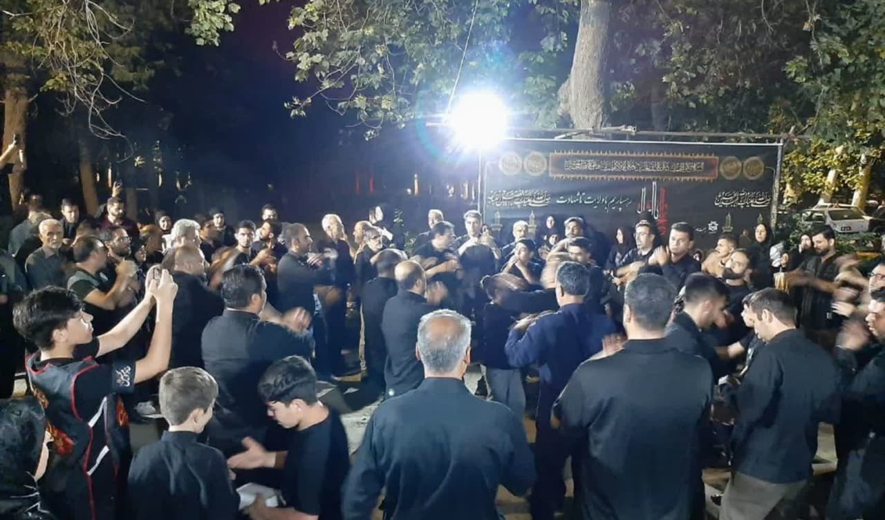 گزارش تصویری دهمین شب عزاداری اباعبدالله الحسین علیه‌السلام