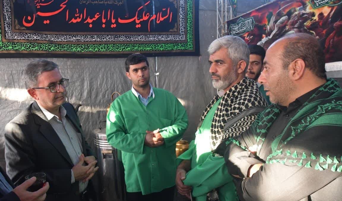 بازدید رئیس دانشگاه ارومیه از موکب دانشگاهیان استان در مرز تمرچین