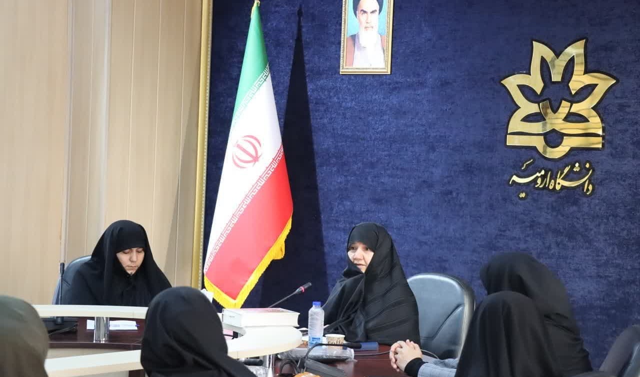 نشست بانوان دانشگاهی با عنوان «نقش‌آفرینی زنان در شکوفایی تمدن اسلامی» با حضور سرکار خانم دکتر جهانی برگزار شد 