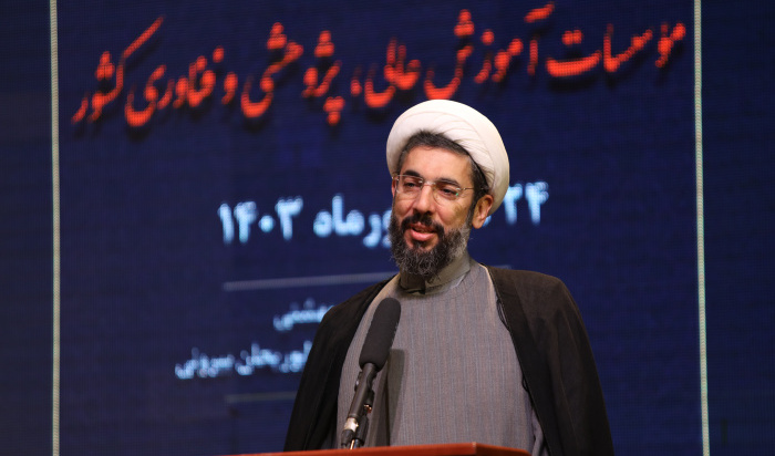 حجت‌الاسلام والمسلمین مصطفی رستمی: دولت وفاق ملی شرایط شکل‌گیری کرسی‌های آزاداندیشی را ایجاد کند