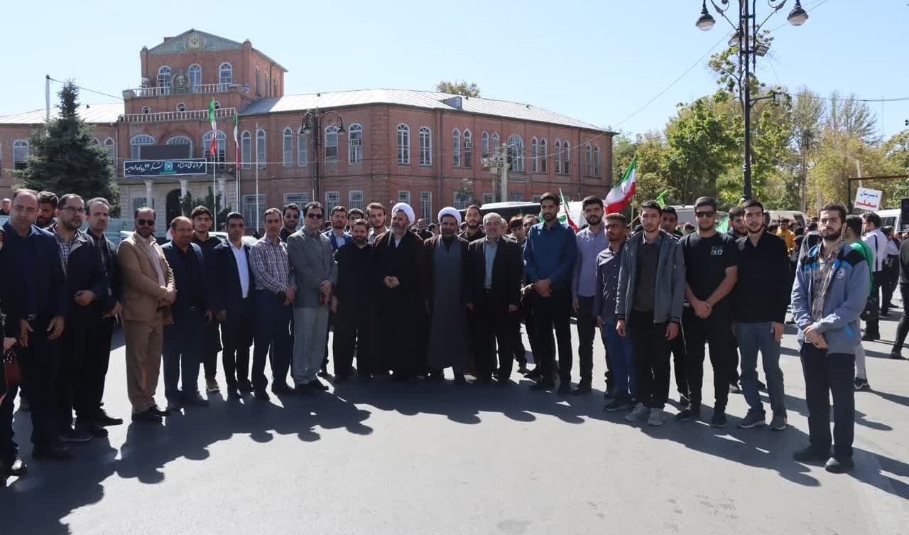 شرکت دانشگاهیان دانشگاه ارومیه در تجمع مردمی محکومیت جنایات رژیم صهیونیستی