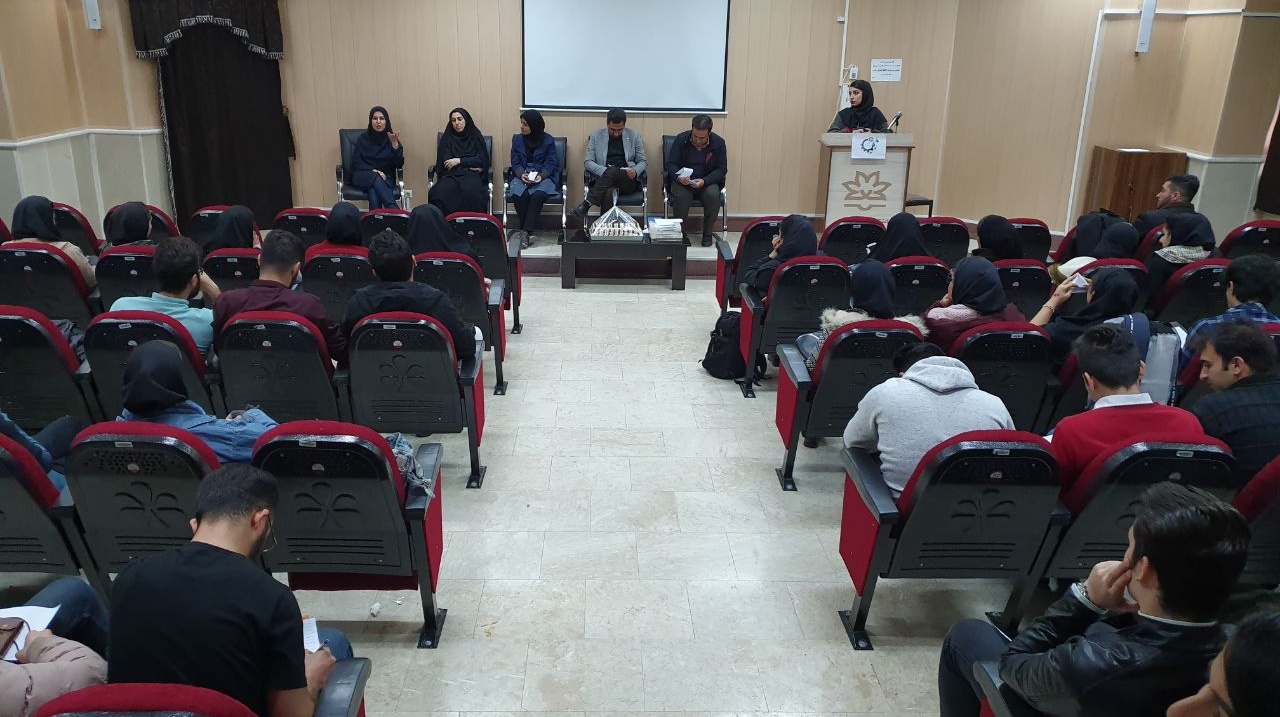دانشجویان مهندسی مواد و متالوژی با اساتید خود به گفتگو نشستند