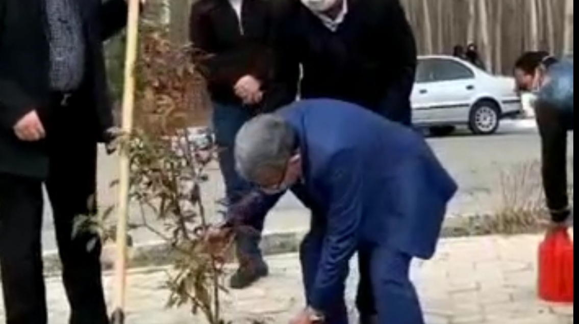 معاونت فرهنگی و دانشجویی دانشگاه ارومیه منتشر کرد: ویدئوکلیپ مراسم روز درختکاری در دانشگاه ارومیه 
