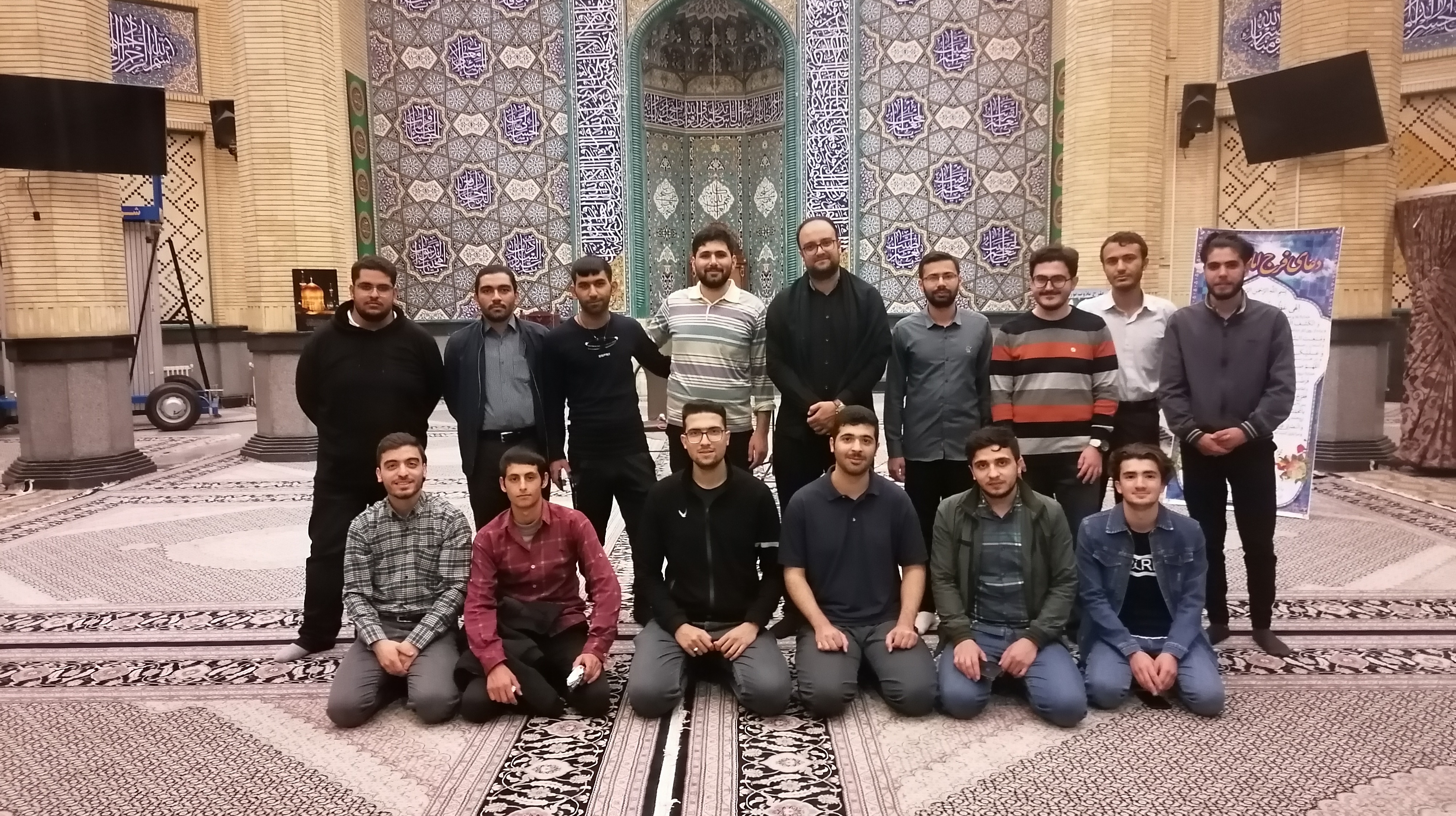 گزارش تصویری | برگزاری هیئت هفتگی در مسجد دانشگاه