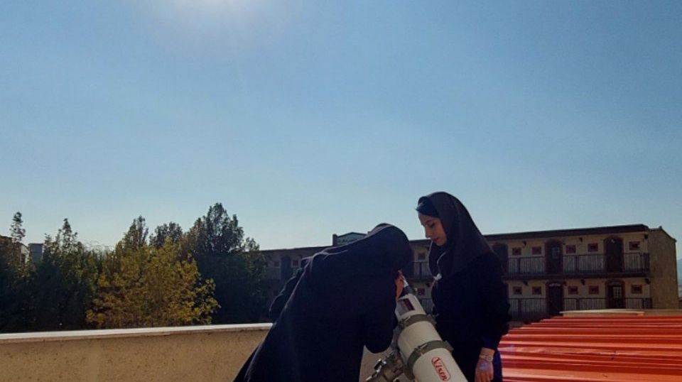 خبر | رصد خورشید گرفتگی توسط انجمن علمی دانشجویی فیزیک 