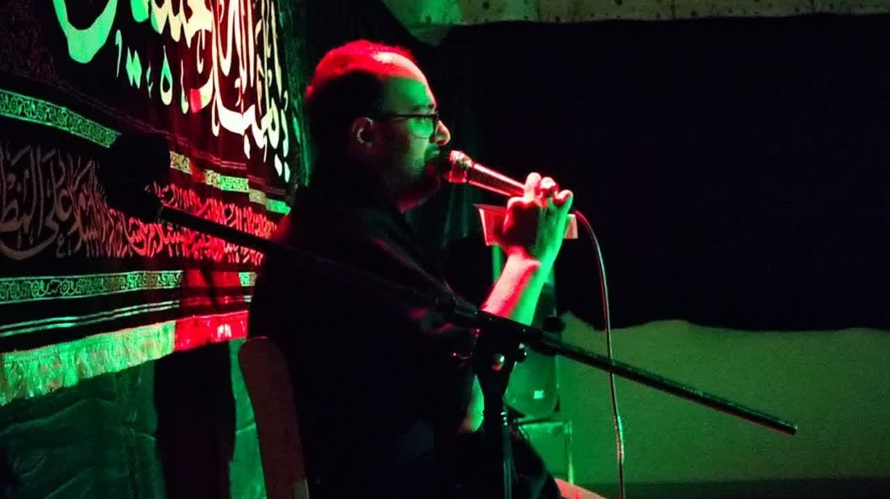 گزارش تصویری | مراسم هفتگی هیئت اباعبدالله الحسین (ع) با حضور مدیرکل امور دانشجویان دانشگاه