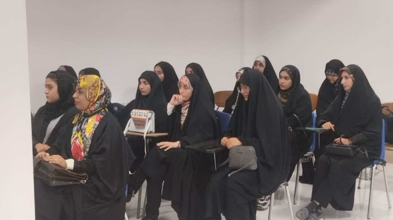 گزارش تصویری برگزاری اولین نشست مهدویت در مجموعه فرهنگی دانشگاه قم